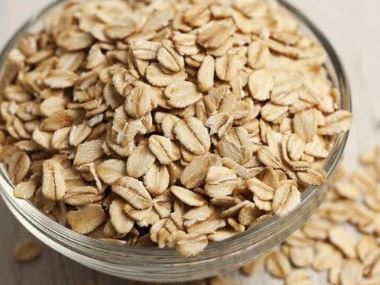 Organic and conventional jumbo oats